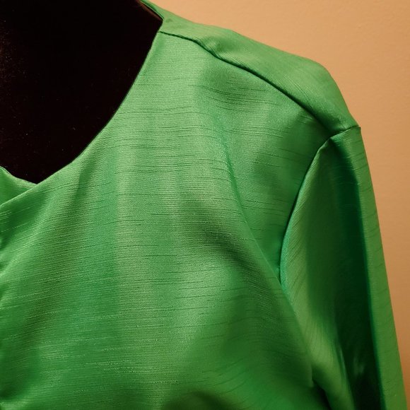 Stylish Kelly Green  Jacket - Picture 5 of 5